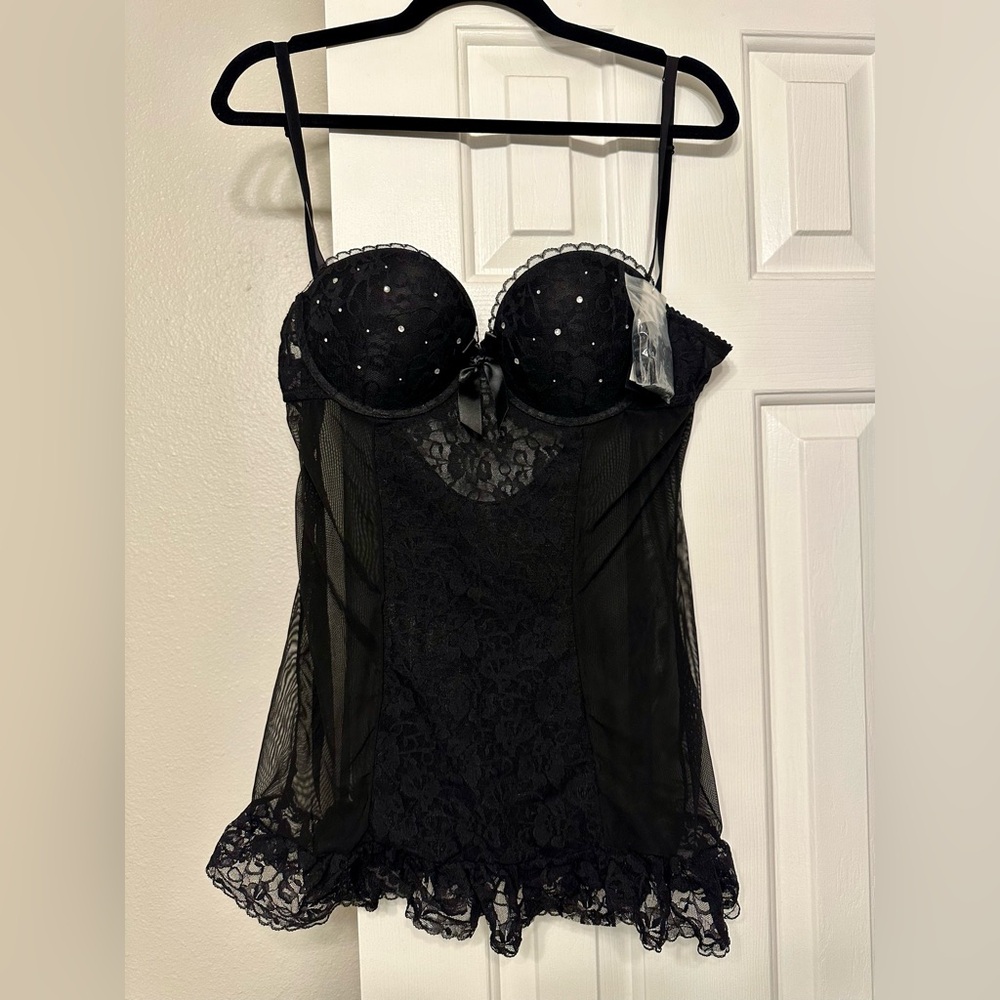 NEW Black Lace Push-Up Lingerie, Size Large